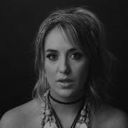 Lainey Wilson Sayin What I M Thinkin Visualizer