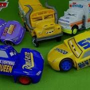 Cars 3 Rust Eze Quick Change Garage Fabulous Lightning Mcqueen Disney