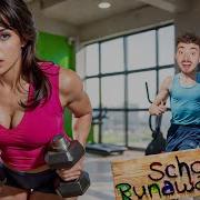 Занимаюсь Спортом С Новой Соседкой
