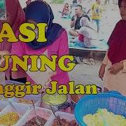 Penjual Nasikuning