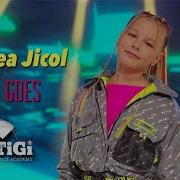 Andreea Jicol Beat Goes