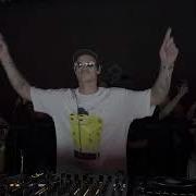 Innellea Th En Carlo Whale Inside Your Mind Belonging