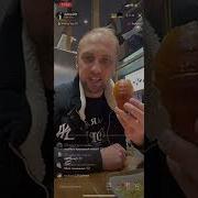 В Тик Токе Полстраны Видосы Загружают