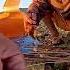 用一触即发锁喉套捕虾 捕获的每只皮皮虾都是极品好货 赶海 带你去体验渔民的生活 户外赶海抓海鲜