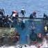 Méditerranée Les Images Impressionnantes D Un Bateau Surpeuplé Qui Chavire Au Large De La Libye