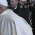 Video Papst Franziskus Schlägt Aufdringlicher Anhängerin Auf Die Hand