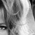 Mylene Farmer Regrets