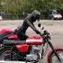 девушка прокатилась на старой яве 350 мотоТаня Jawa MotoTanya Moto Girl Bike Girl