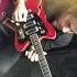 Yashin Ghahremani Gitara Saçlarini Yol Getir